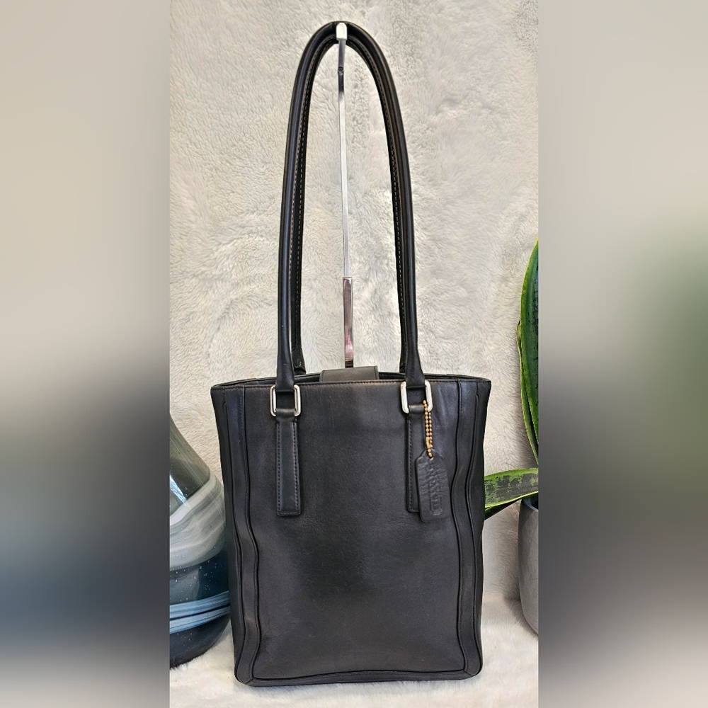 Vintage COACH Bonnie Cashin Legacy Tote Bag – Style 9422 – Black Leather